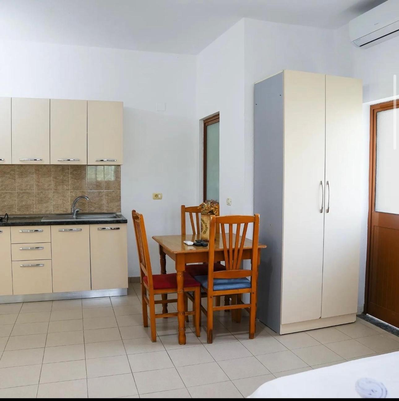 Velipojë Hotel Kaci المظهر الخارجي الصورة
