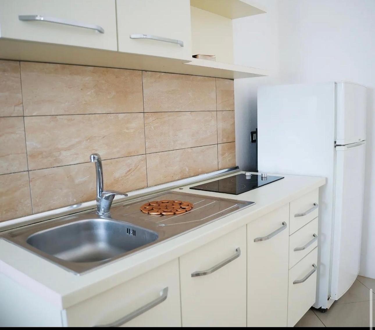 Velipojë Hotel Kaci المظهر الخارجي الصورة